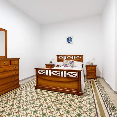 Malagasuite Four Bedroom Soho Apartamento