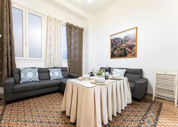 Malagasuite Four Bedroom Soho *